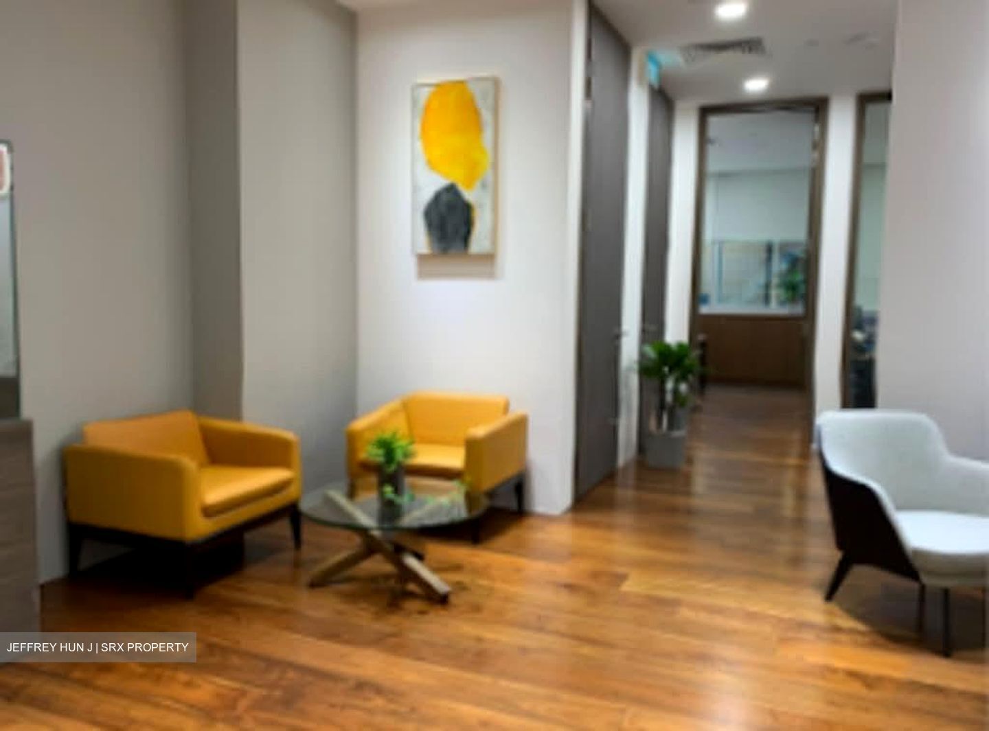 Sbf Center (D1), Office #568234561